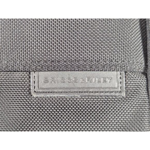 Briggs & Riley Medium Carry On Travel Toiletry Weekend Bag Black Nylon 02 1126 - Picture 2 of 12
